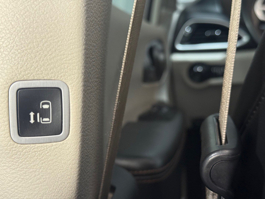 2018 Chrysler Pacifica Image 23