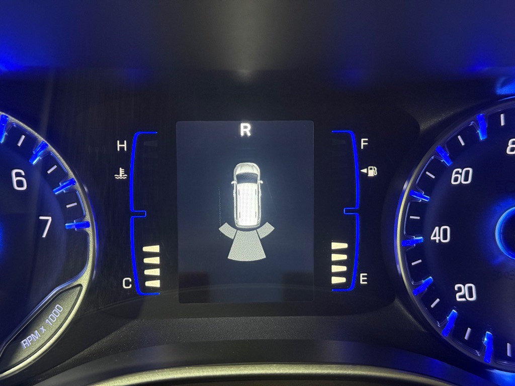 2018 Chrysler Pacifica Image 38