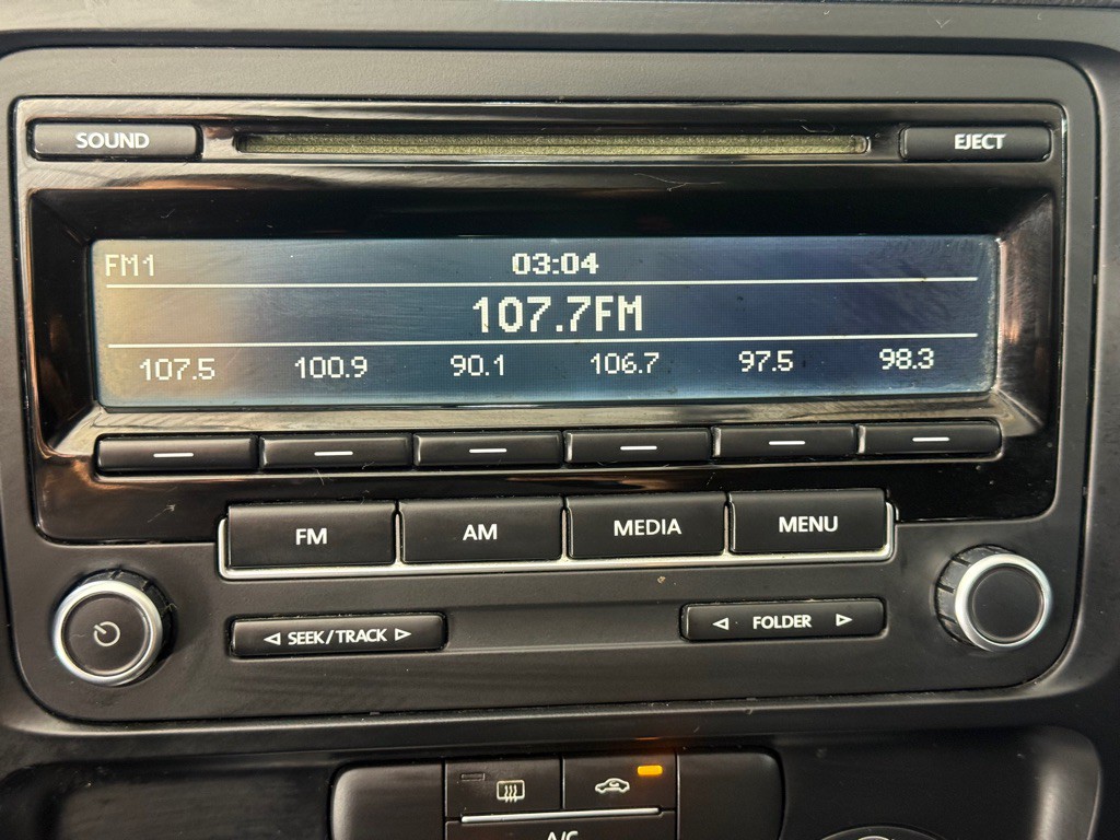 2013 Volkswagen Jetta Image 17