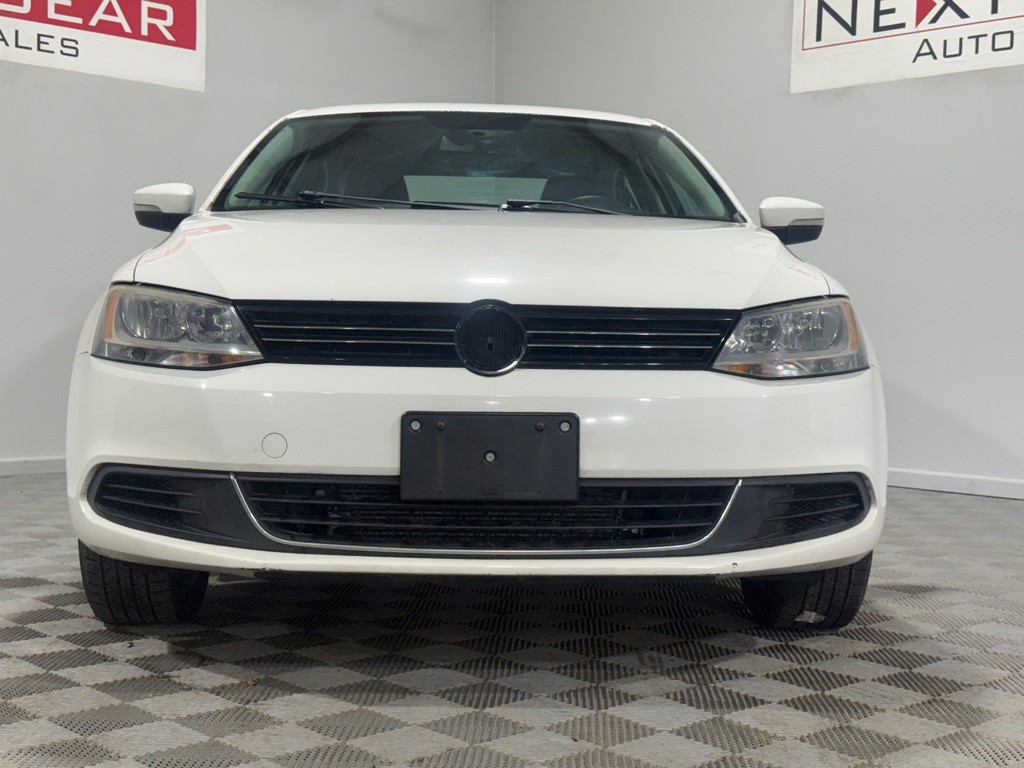 2013 Volkswagen Jetta Image 4