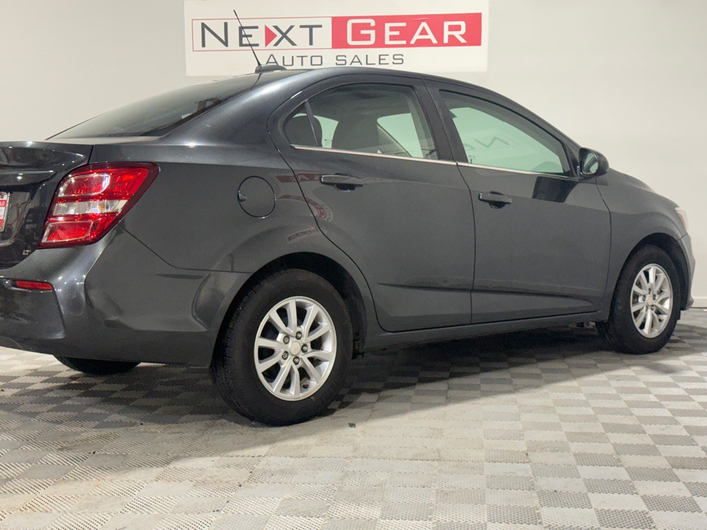 2017 Chevrolet Sonic Image 37
