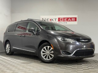 Image for 2018 Chrysler Pacifica Touring L ID: 7592190