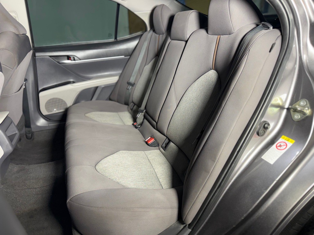 2019 Toyota Camry Image 11