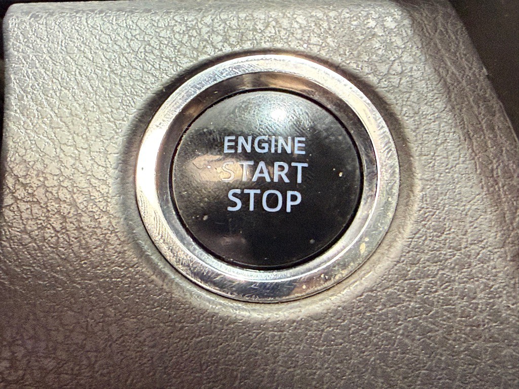 2019 Toyota Camry Image 39