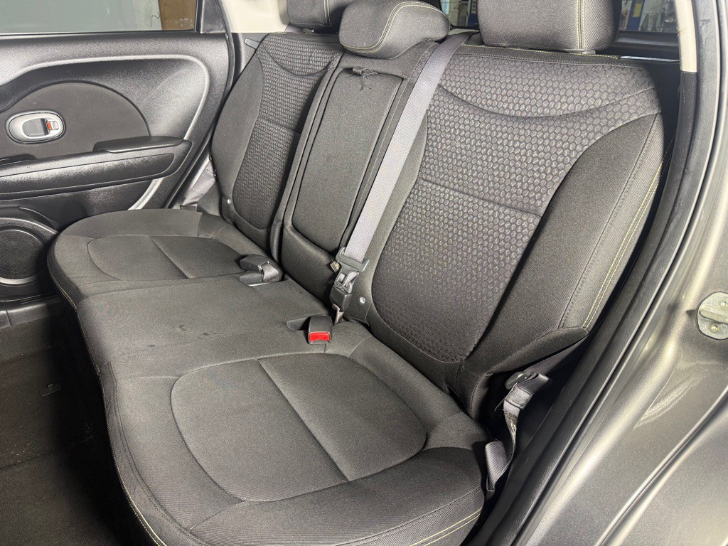 2015 Kia Soul Image 23