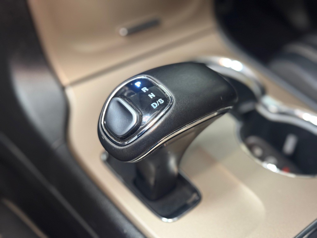 2014 Jeep Grand Cherokee Image 19