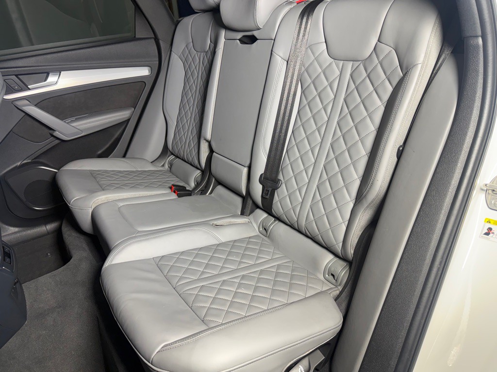 2019 Audi Q5 Image 32