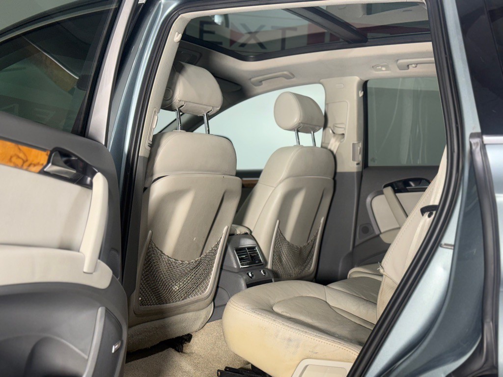 2007 Audi Q7 Image 11