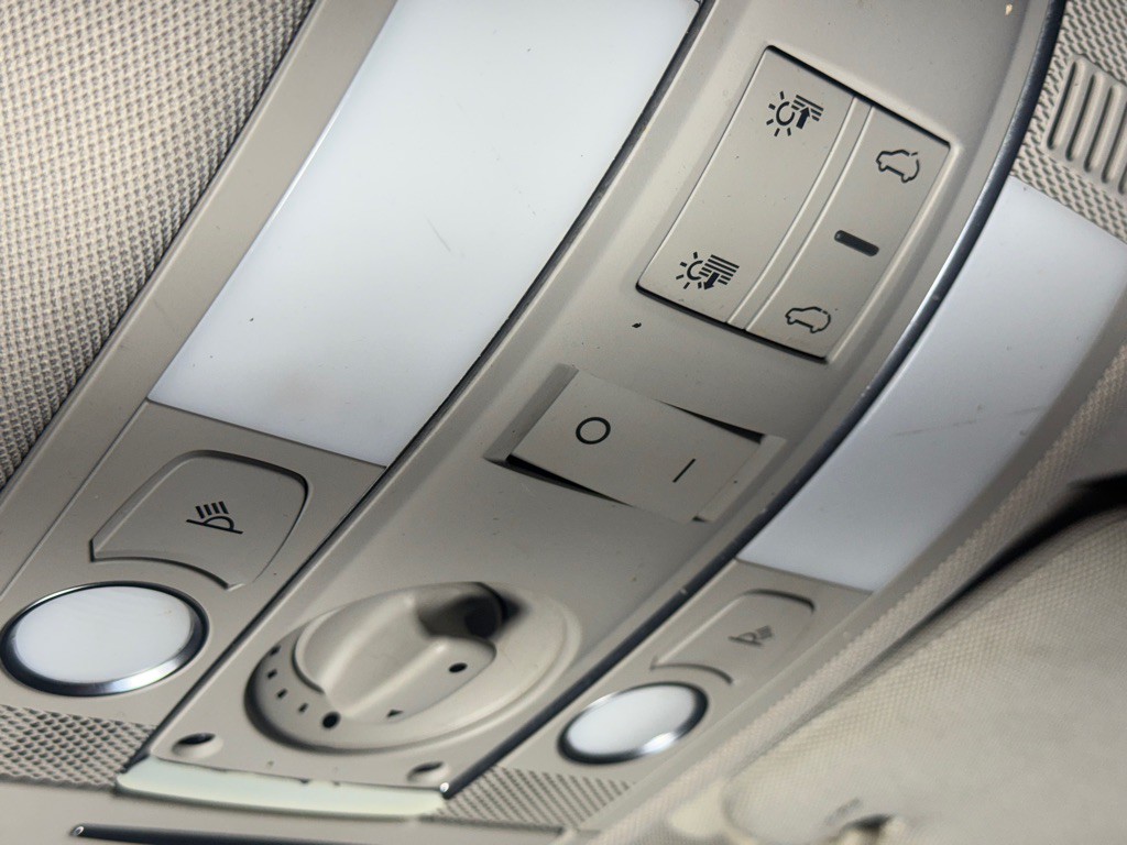 2007 Audi Q7 Image 36