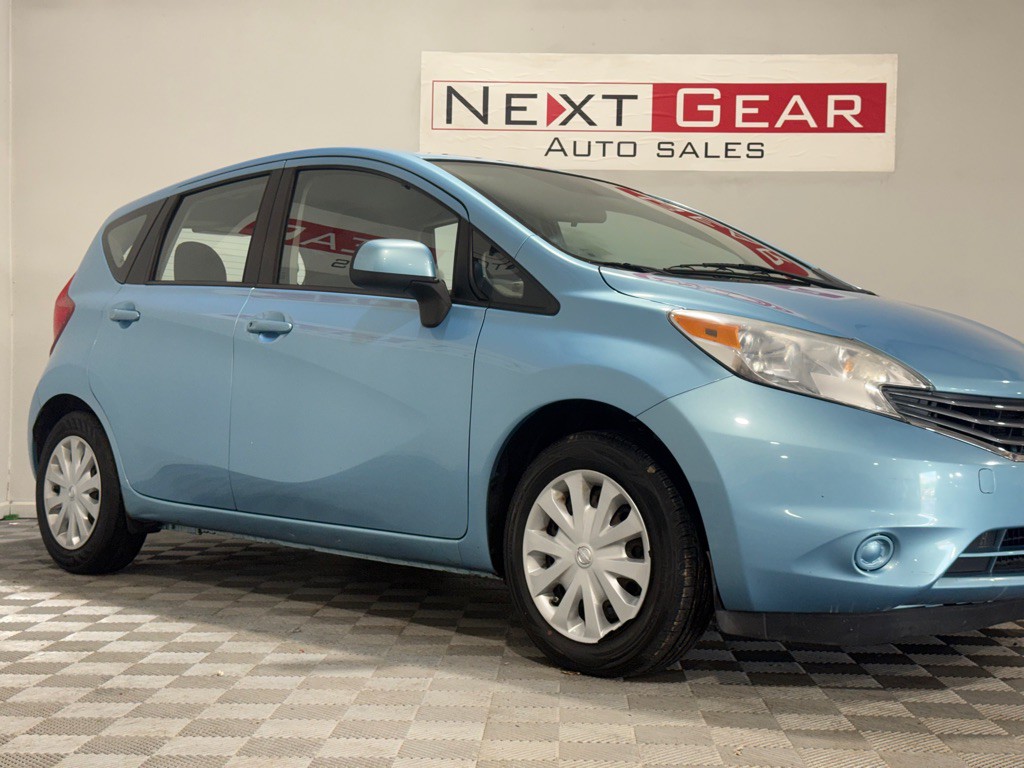 2014 Nissan Versa Image 2