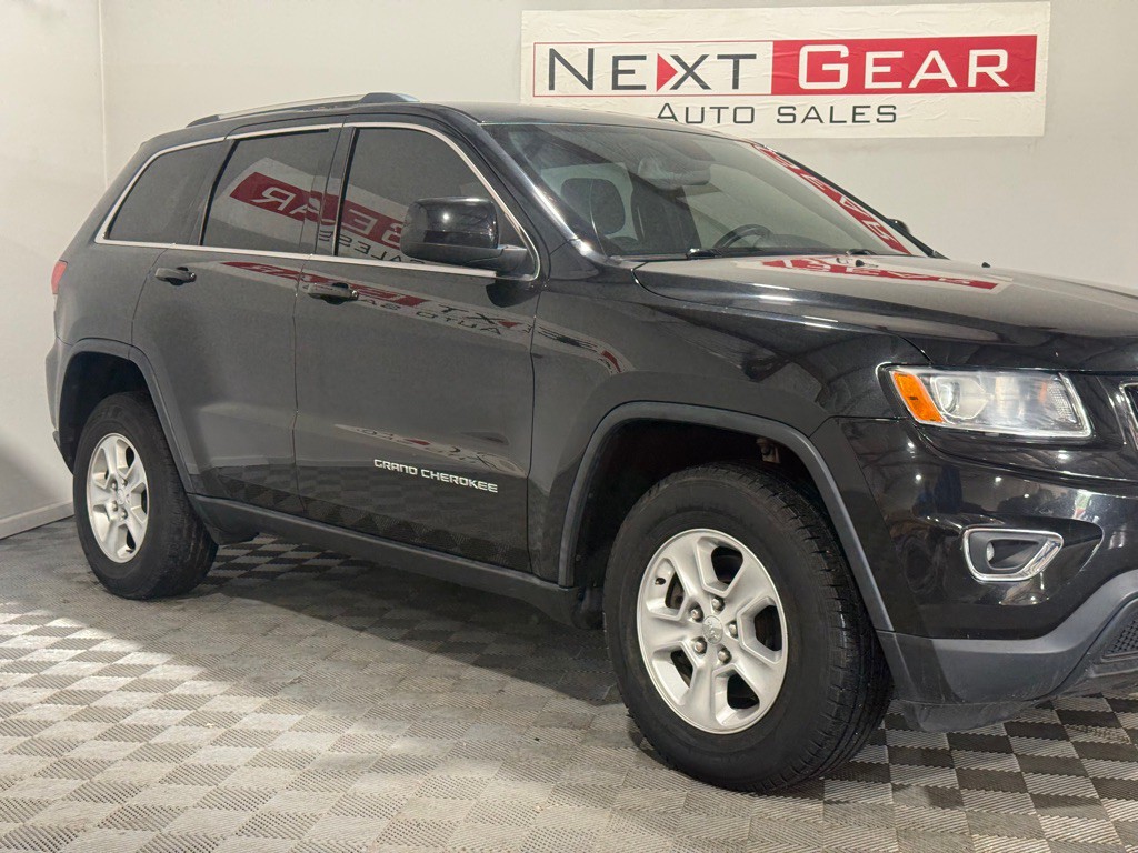 2016 Jeep Grand Cherokee Image 2