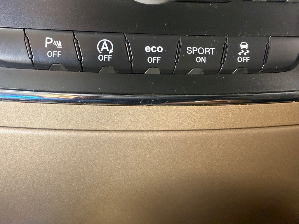 2016 Jeep Grand Cherokee Image 19