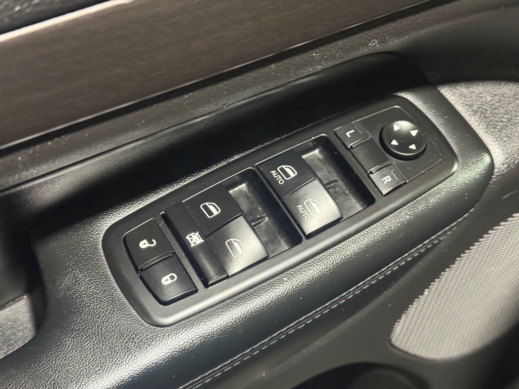 2016 Jeep Grand Cherokee Image 29