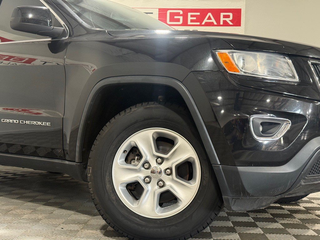 2016 Jeep Grand Cherokee Image 39