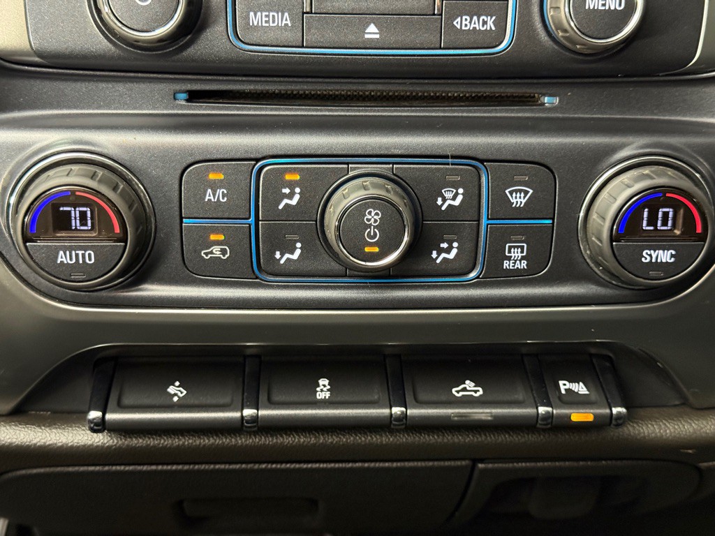 2017 Chevrolet Silverado 1500 Image 19