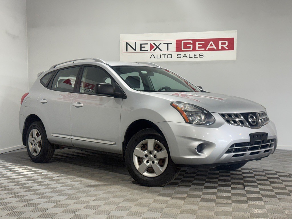 2015 Nissan Rogue Image 1