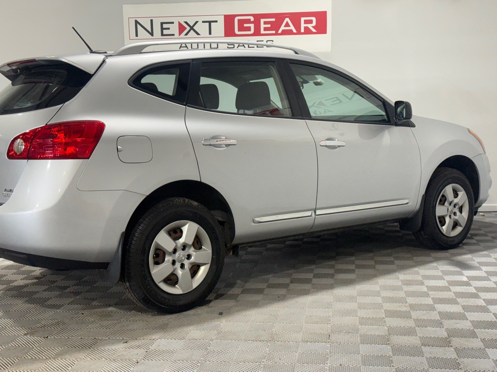 2015 Nissan Rogue Image 9