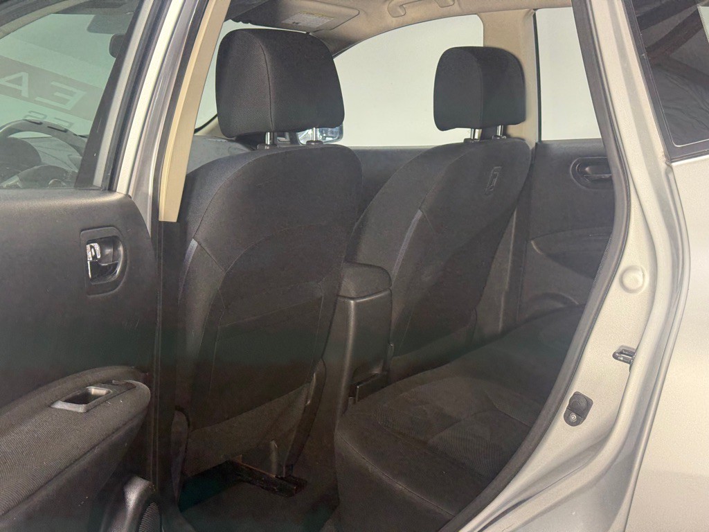 2015 Nissan Rogue Image 12