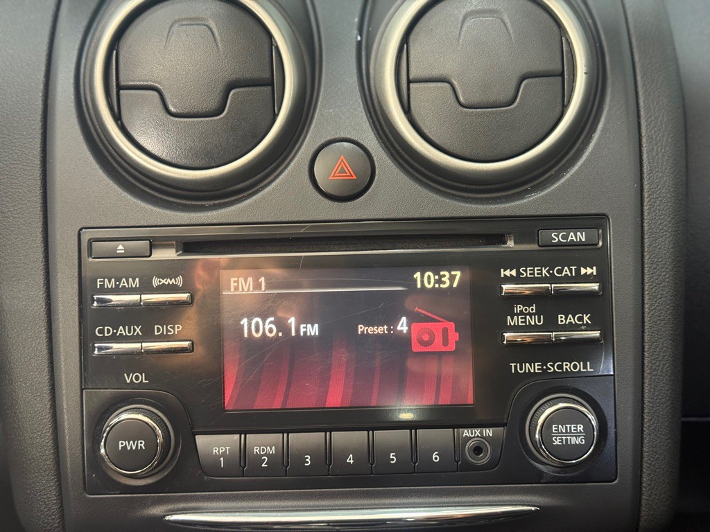 2015 Nissan Rogue Image 21
