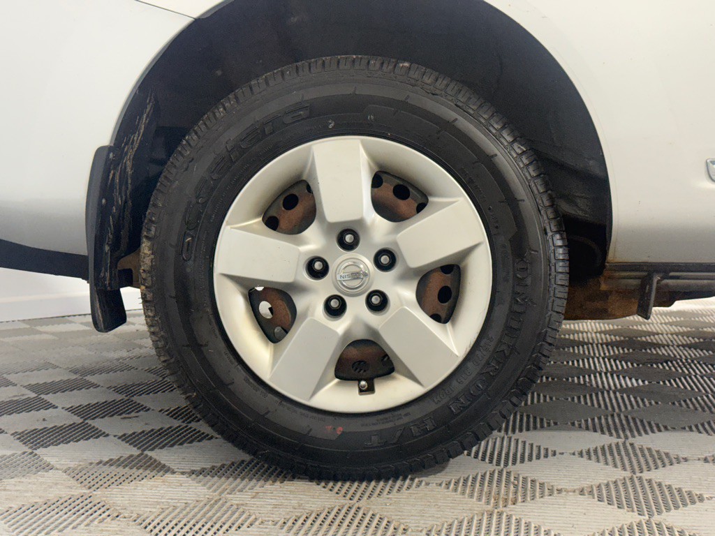 2015 Nissan Rogue Image 39