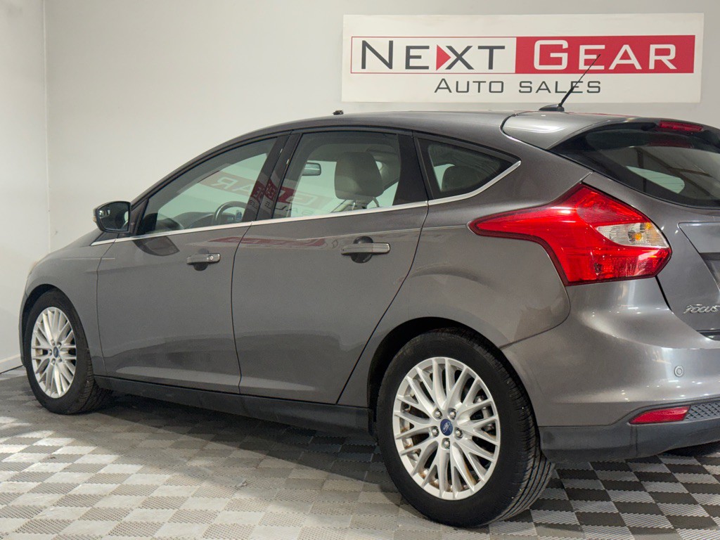 2012 Ford Focus Image 11