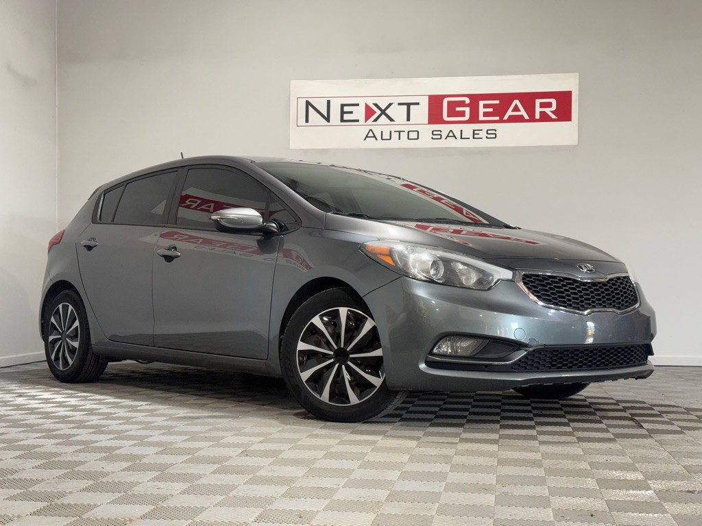 2016 Kia Forte Image 1