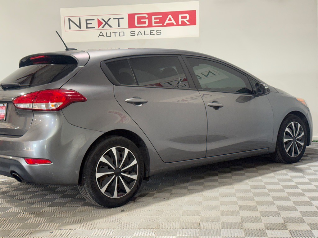 2016 Kia Forte Image 7