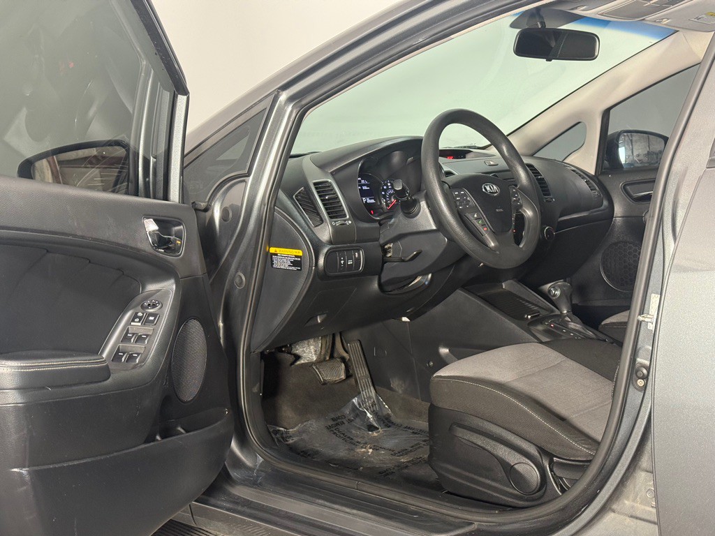 2016 Kia Forte Image 10