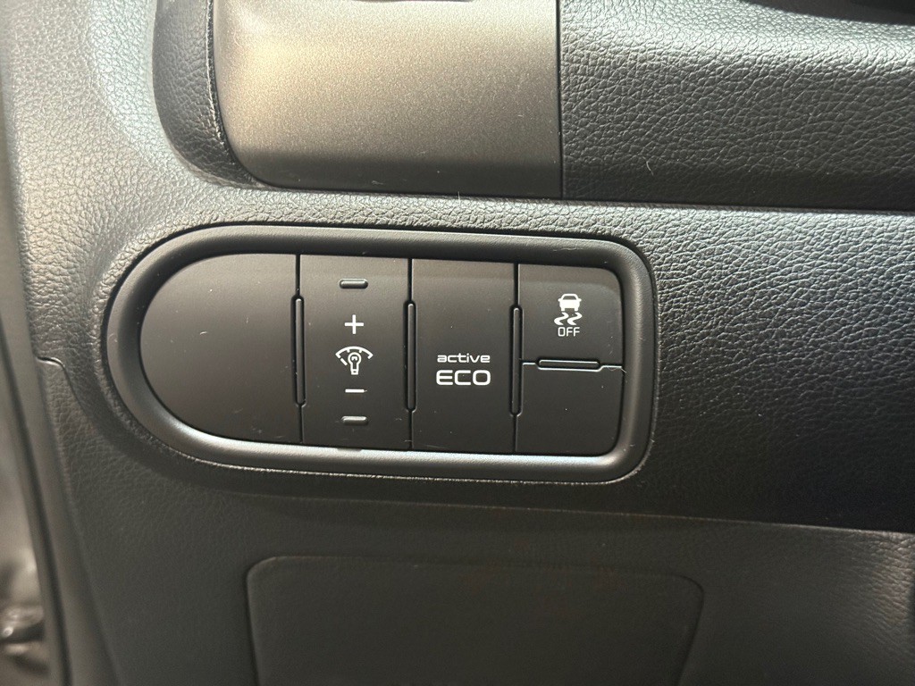 2016 Kia Forte Image 33
