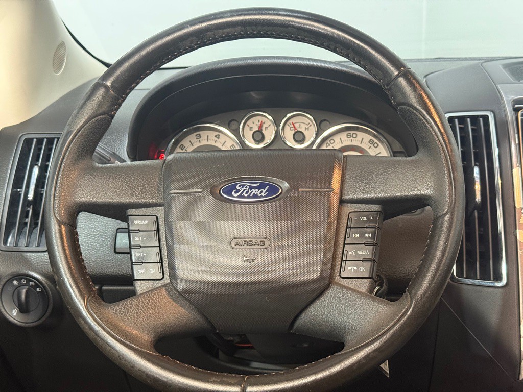 2010 Ford Edge Image 12