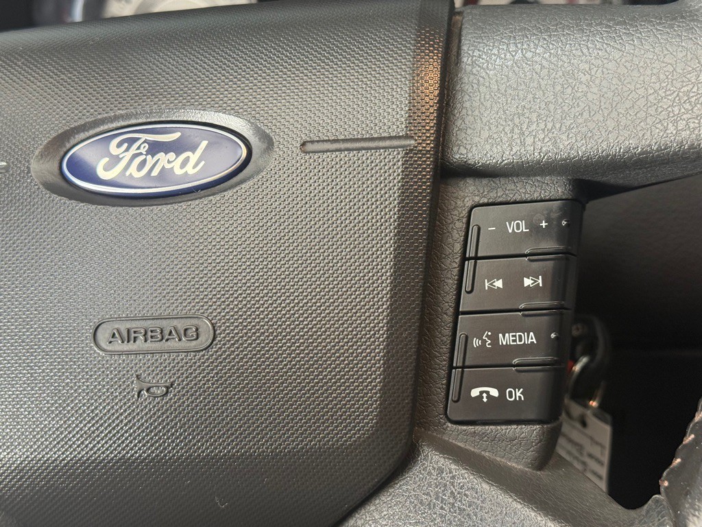 2010 Ford Edge Image 32