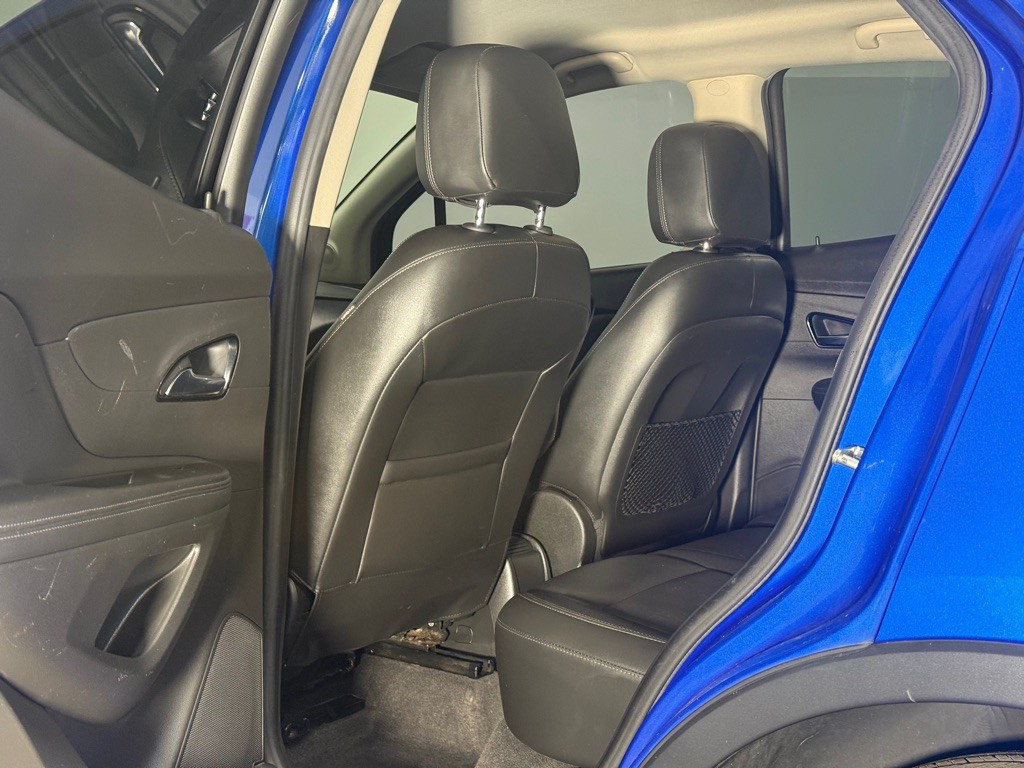 2017 Buick Enclave Image 10