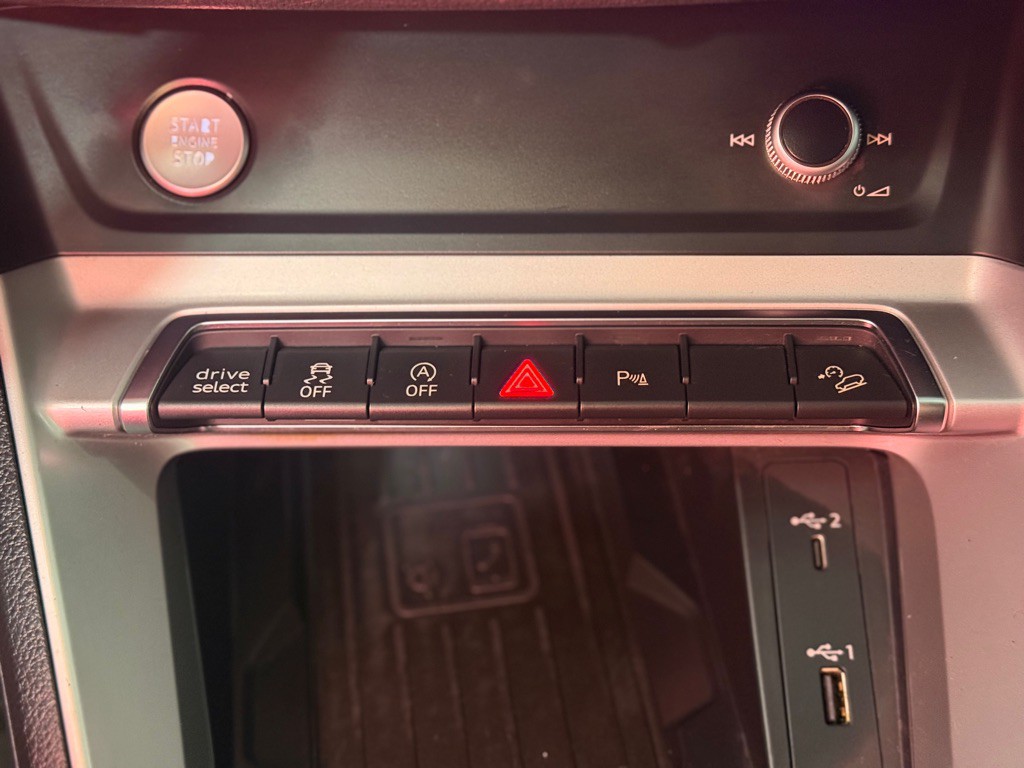 2020 Audi Q3 Image 19