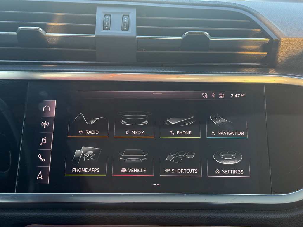 2020 Audi Q3 Image 37