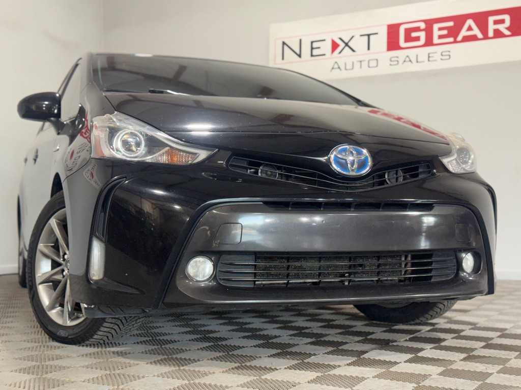 2015 Toyota Prius Image 4