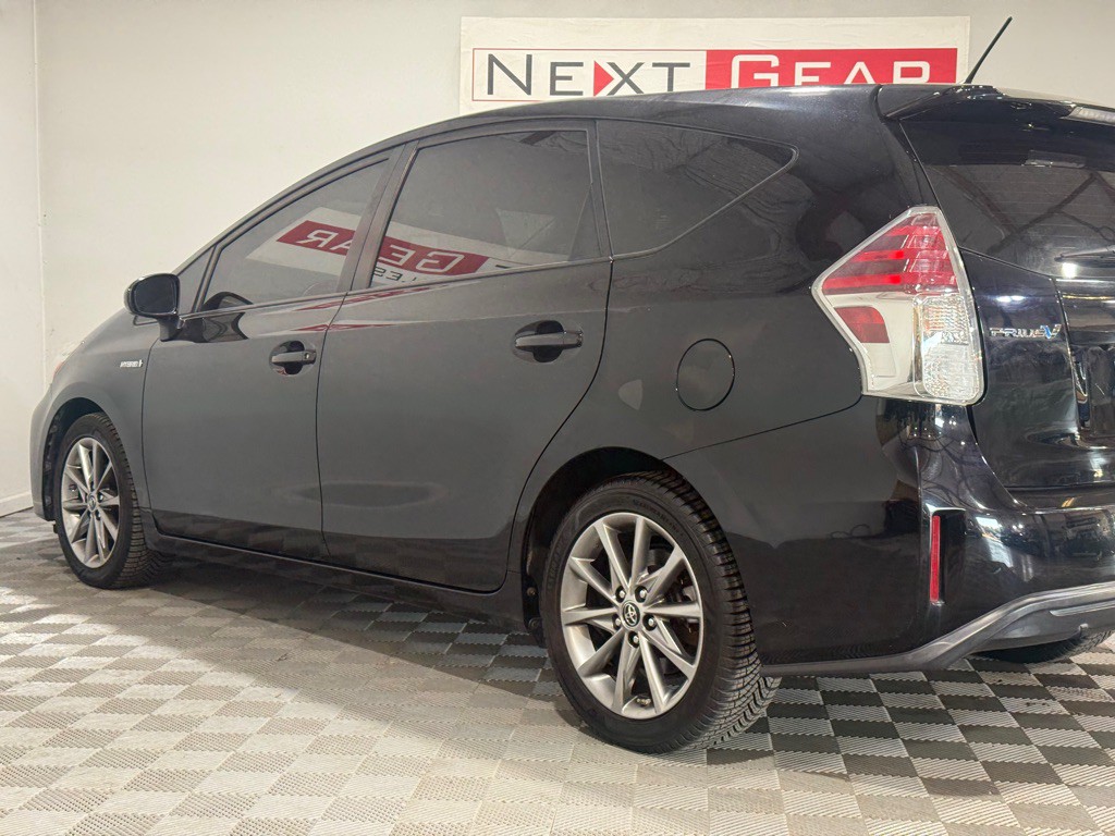 2015 Toyota Prius Image 6