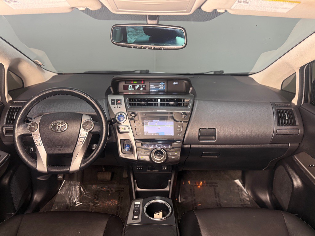 2015 Toyota Prius Image 10