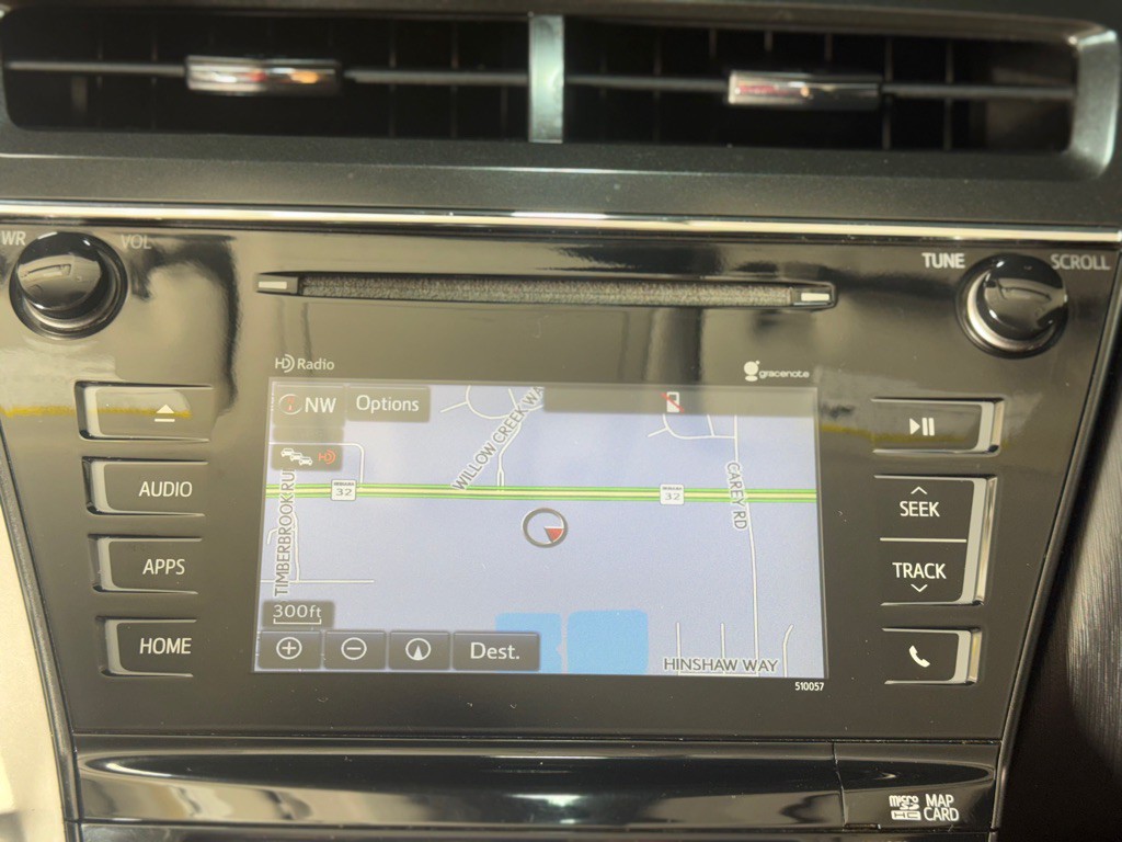 2015 Toyota Prius Image 13