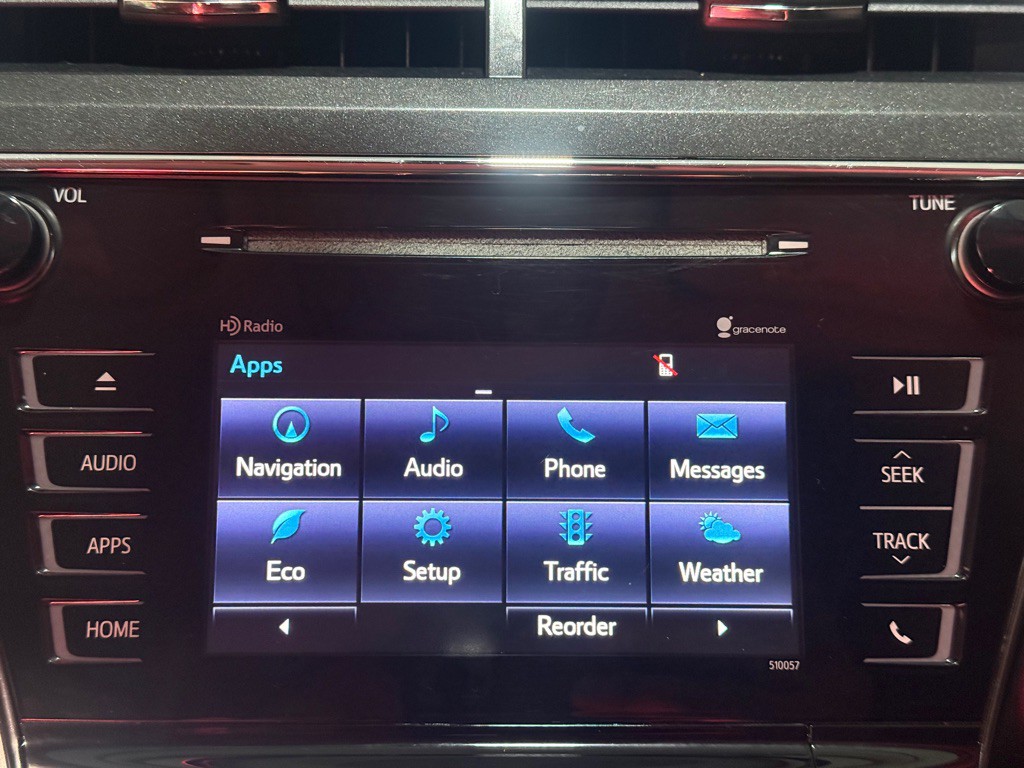 2015 Toyota Prius Image 14