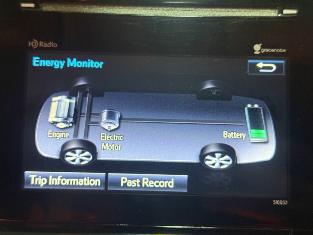 2015 Toyota Prius Image 16
