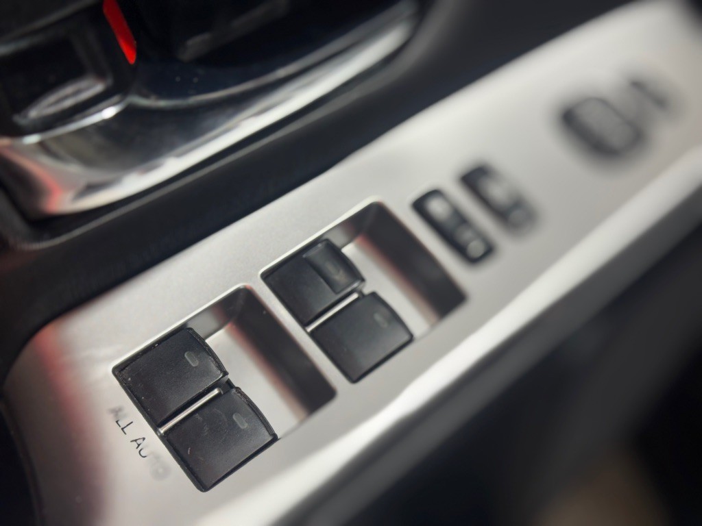 2015 Toyota Prius Image 35