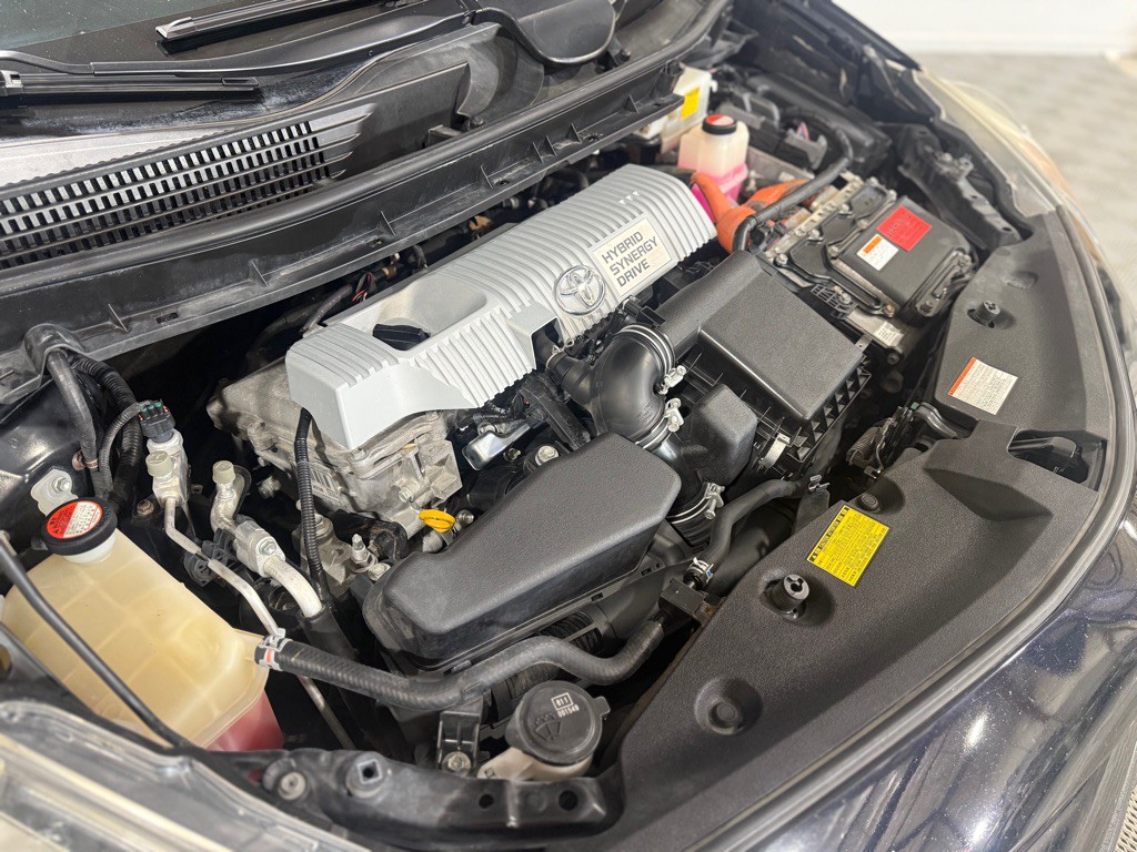 2015 Toyota Prius Image 43