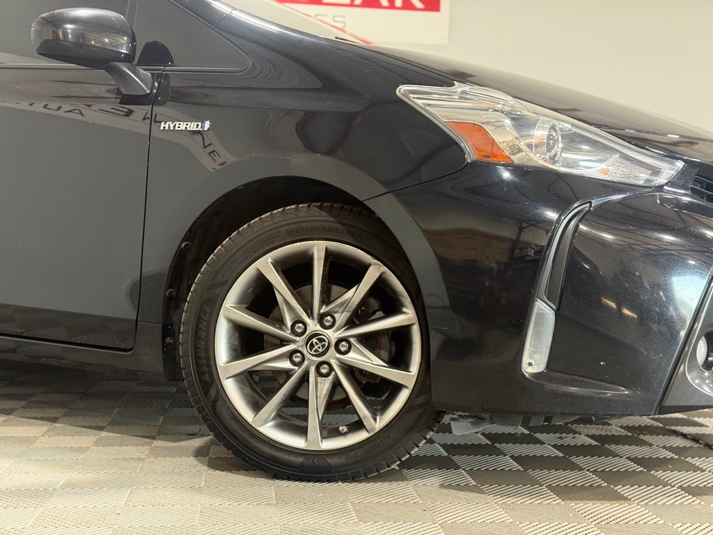 2015 Toyota Prius Image 44