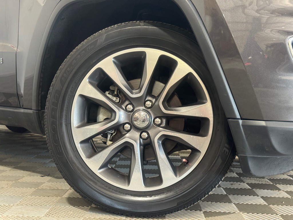 2018 Jeep Grand Cherokee Image 44
