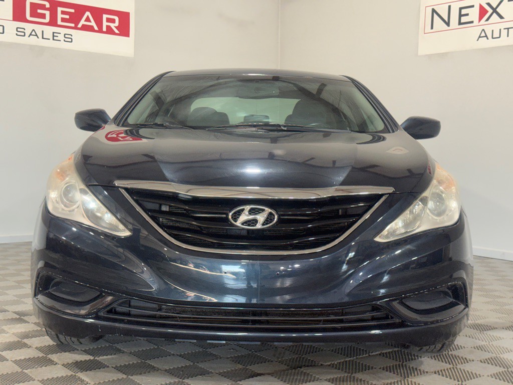 2013 Hyundai Sonata Image 3