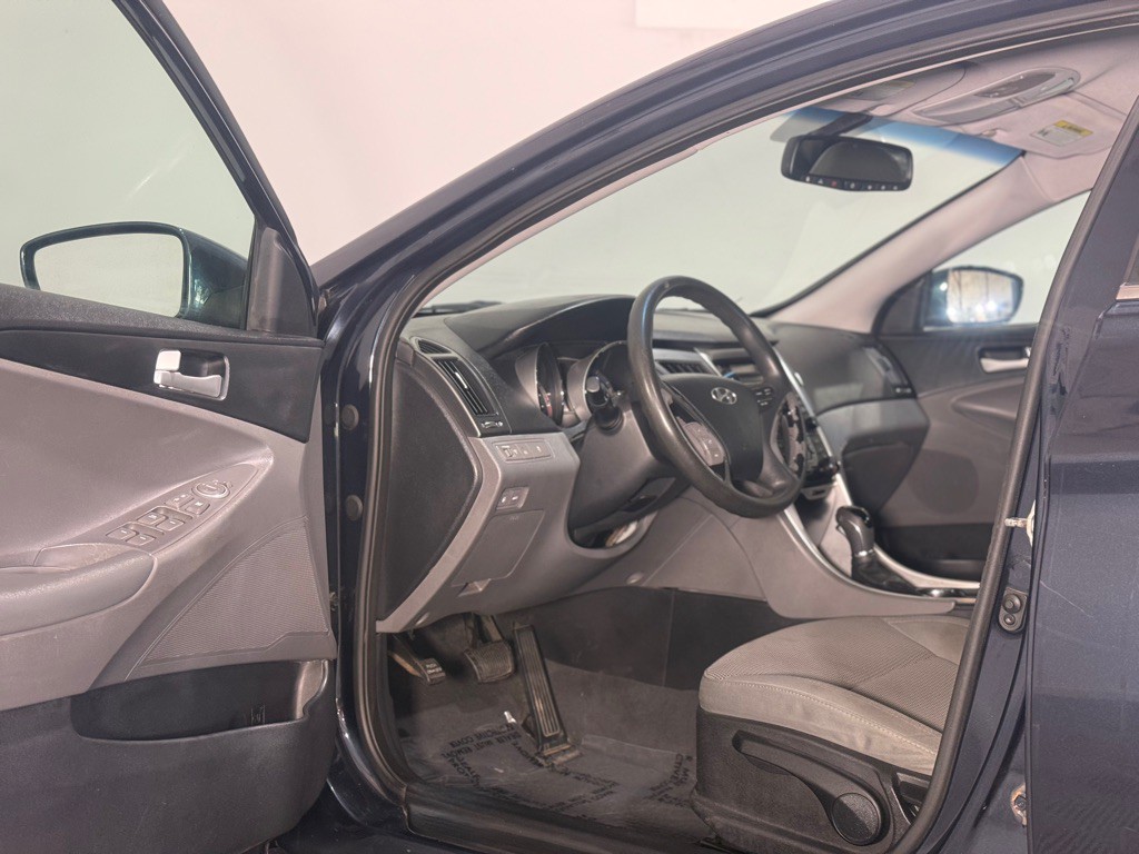 2013 Hyundai Sonata Image 10