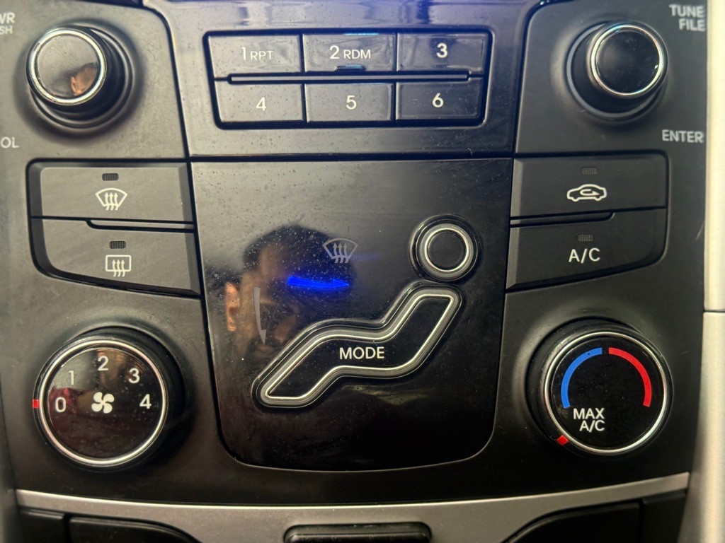 2013 Hyundai Sonata Image 17