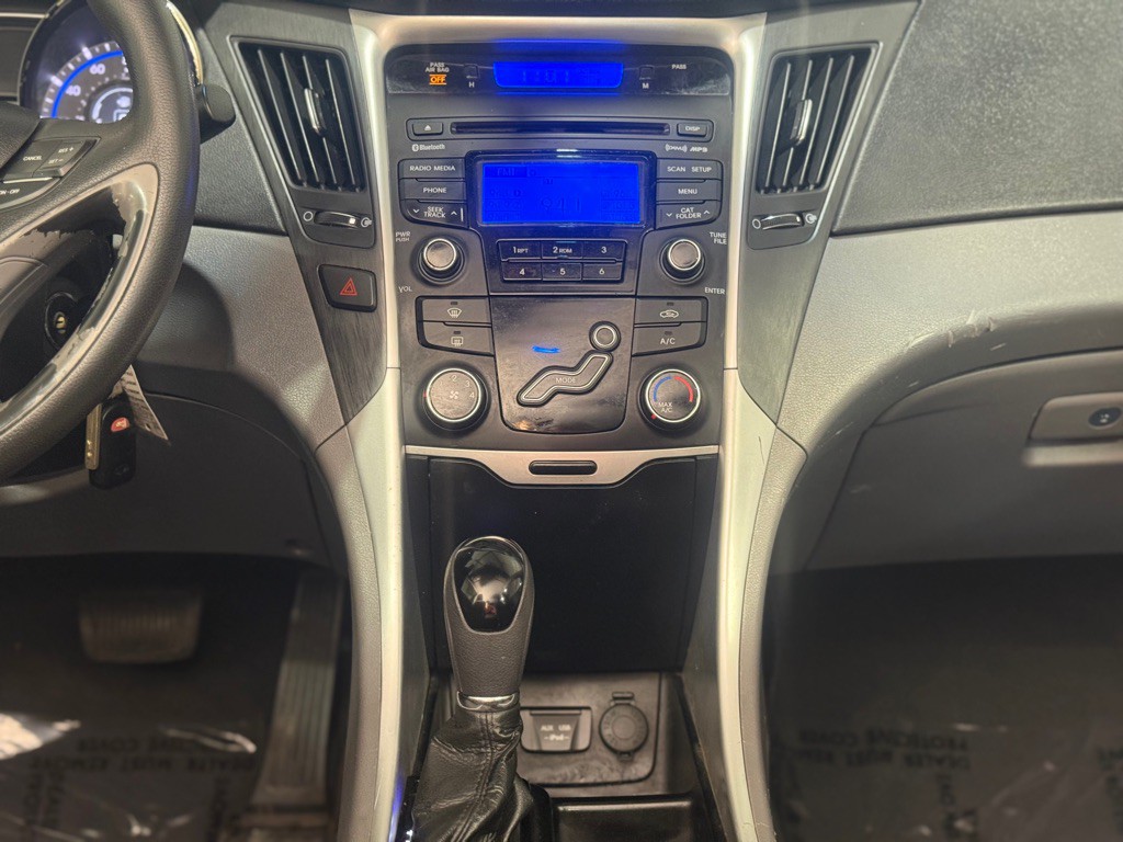 2013 Hyundai Sonata Image 25