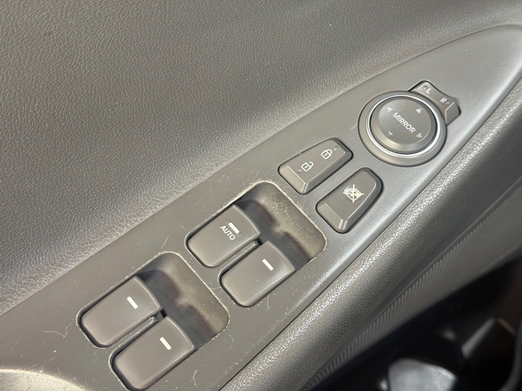 2013 Hyundai Sonata Image 29