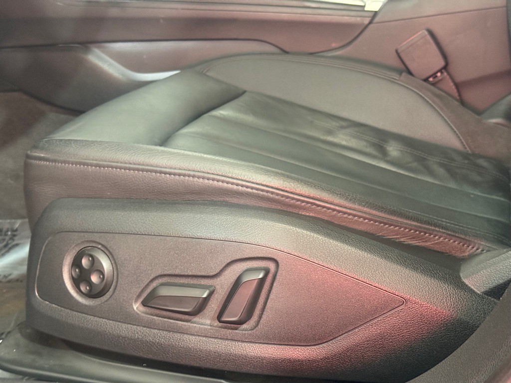 2017 Audi A4 Image 12